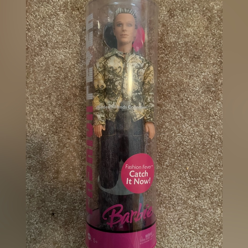 Barbie Mattel 2006 Fashion Fever Modern Trends NRFB #K9812